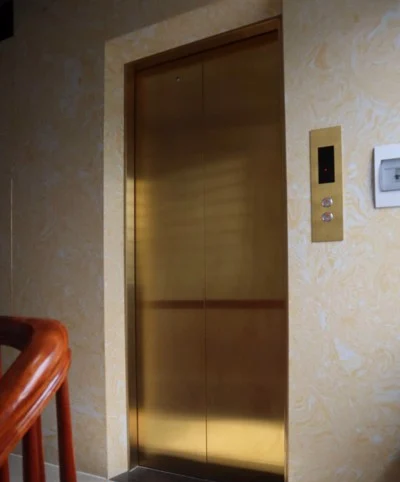 THANG MÁY TẢI KHÁCH AP103