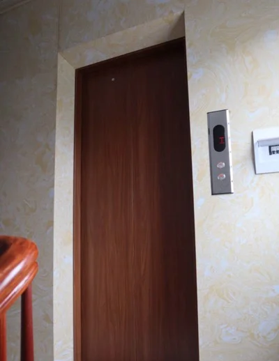 THANG MÁY TẢI KHÁCH AP106